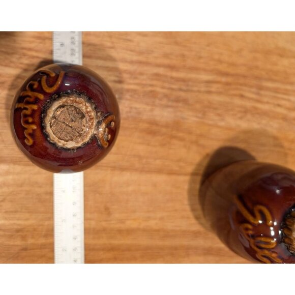 Vintage Hull Pottery Salt & Pepper Shakers Brown Drip 1960s Stoneware Cork Stopp - Picture 8 of 10